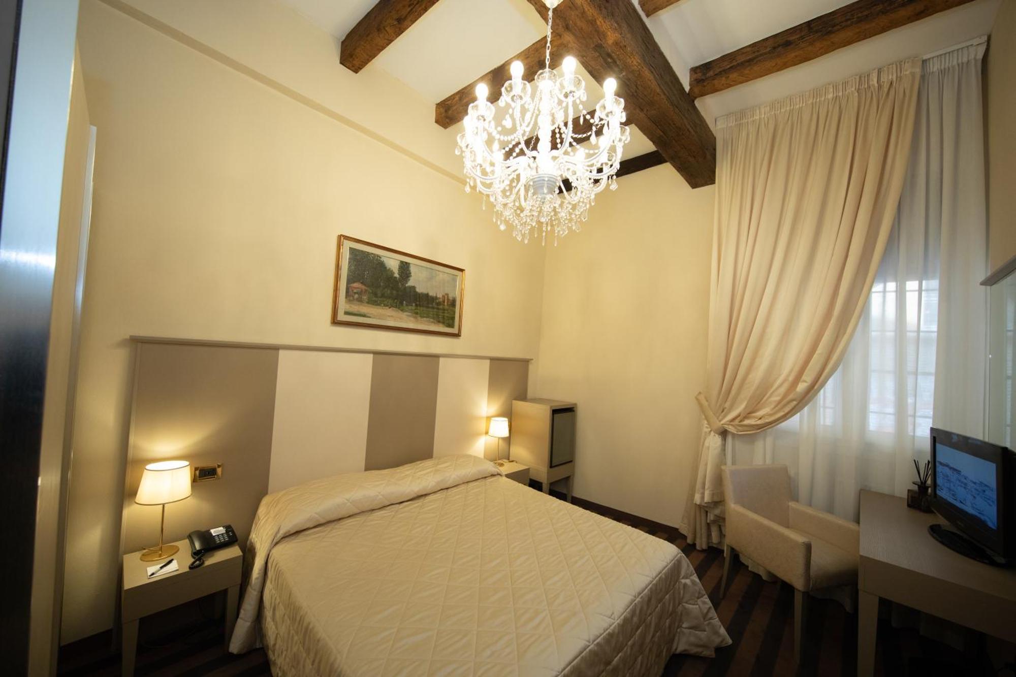 Albergo Rossini 1936 - Small&Charming Bologna Esterno foto